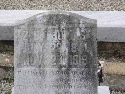 Inscribed "Z.D. Thomas, July 22, 1846, Nov. 29, 1919, Father let thy grace be given, That we may meet in heaven"