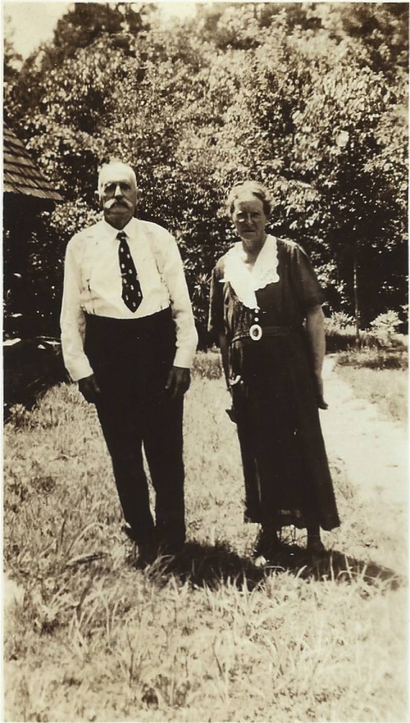 Jesse Thomas Jackson Clarke & Lula Adams-Clarke. Circa 1941.
