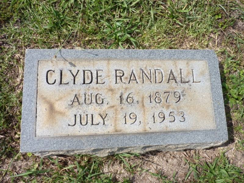 Minnie Clyde Barron-Randall's Tombstone.